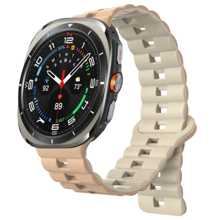 Cinturino per Galaxy Watch Ultra 47mm magnetico in silicone bicolore con fibbia inversa