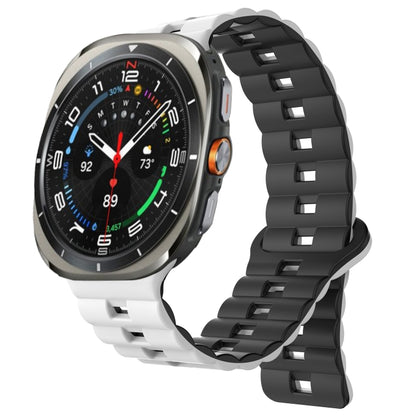 Cinturino per Galaxy Watch Ultra 47mm magnetico in silicone bicolore con fibbia inversa