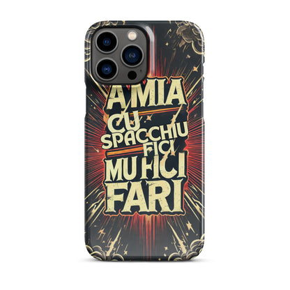 Cover con fibbia per iPhone® "A mia Cu Spacchiu Fici Muri Fari" - Collezione Etna Spirits